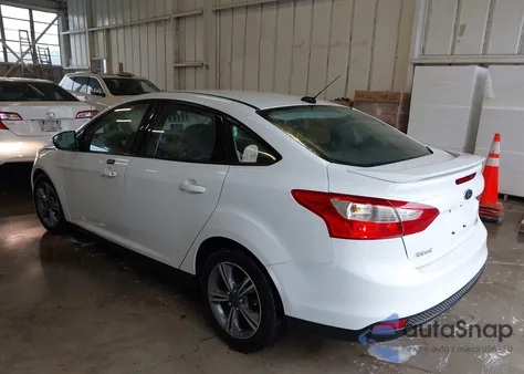 2014 Ford Focus Se из США, поврежденный, VIN 1FADP3F20EL339280